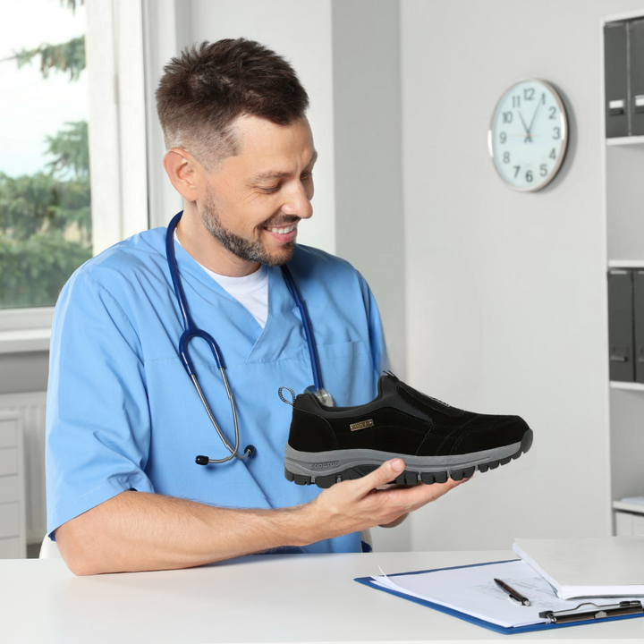 WideFit Comfort Walking Shoes